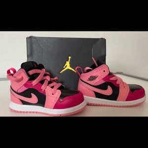 Coral chalk/Pink and black Toddler Jordan’s size 6.